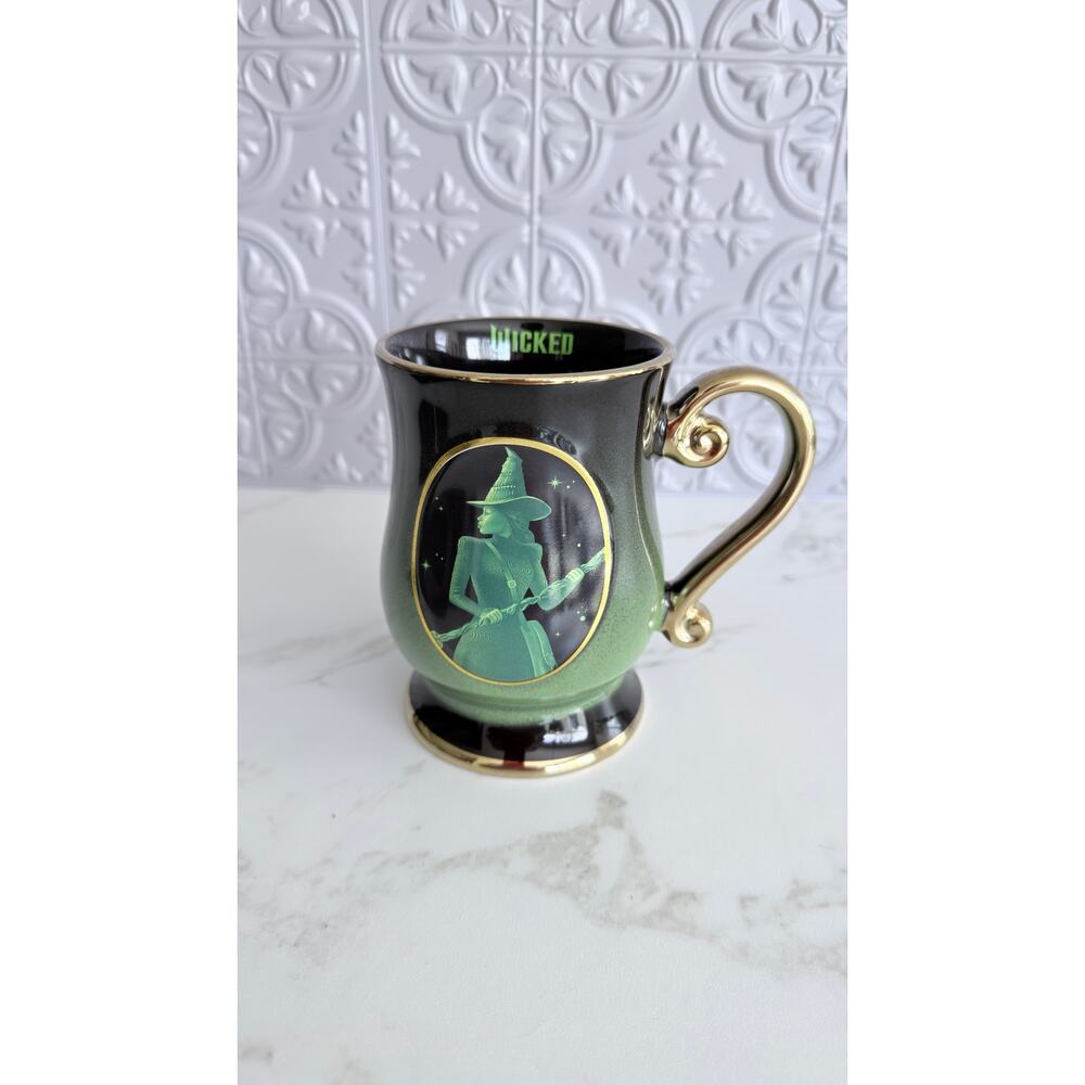 Wicked Movie Defying Gravity Elphaba Ceramic Mug 17.5 oz Silver Buffalo NEW